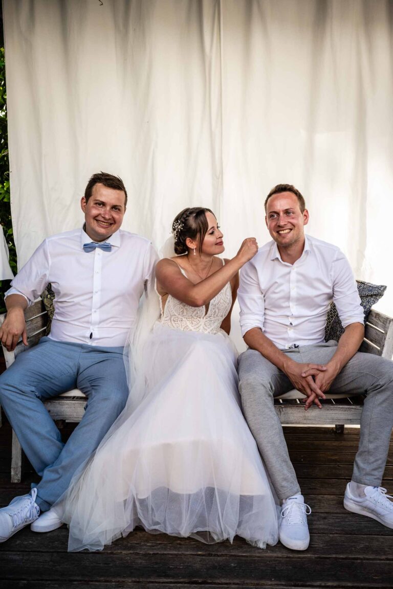 Gruppenbild Freie Trauung Simone und Steffen